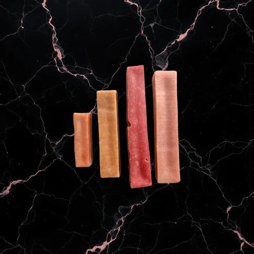 Cheese bone à la fraise